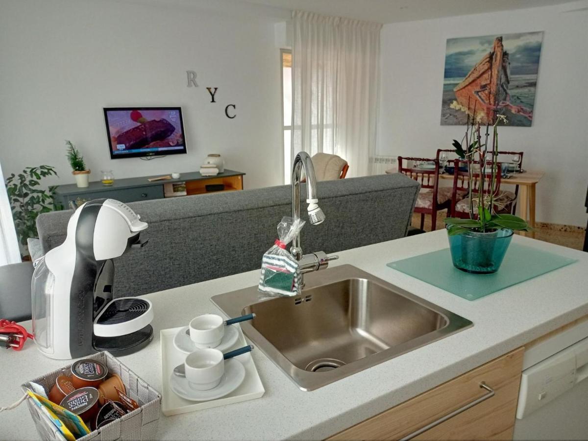 Apartamento R Y C Avilés Exterior foto